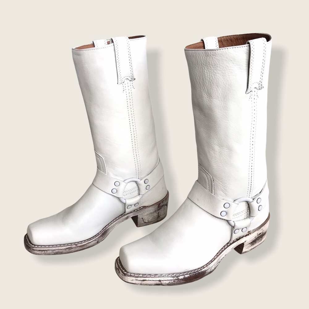 Frye Harness 12R White Distressed Biker Calf Boots - Picture 10 of 16